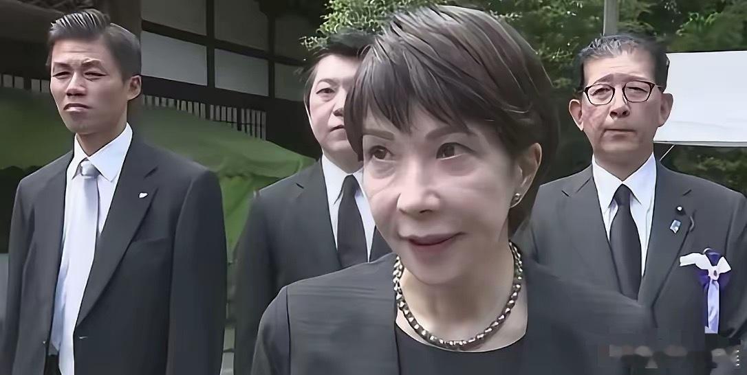 日本彻底不装，开始全面武装。80年期限已到，日本迫不及待解封了。高市早苗高票当选