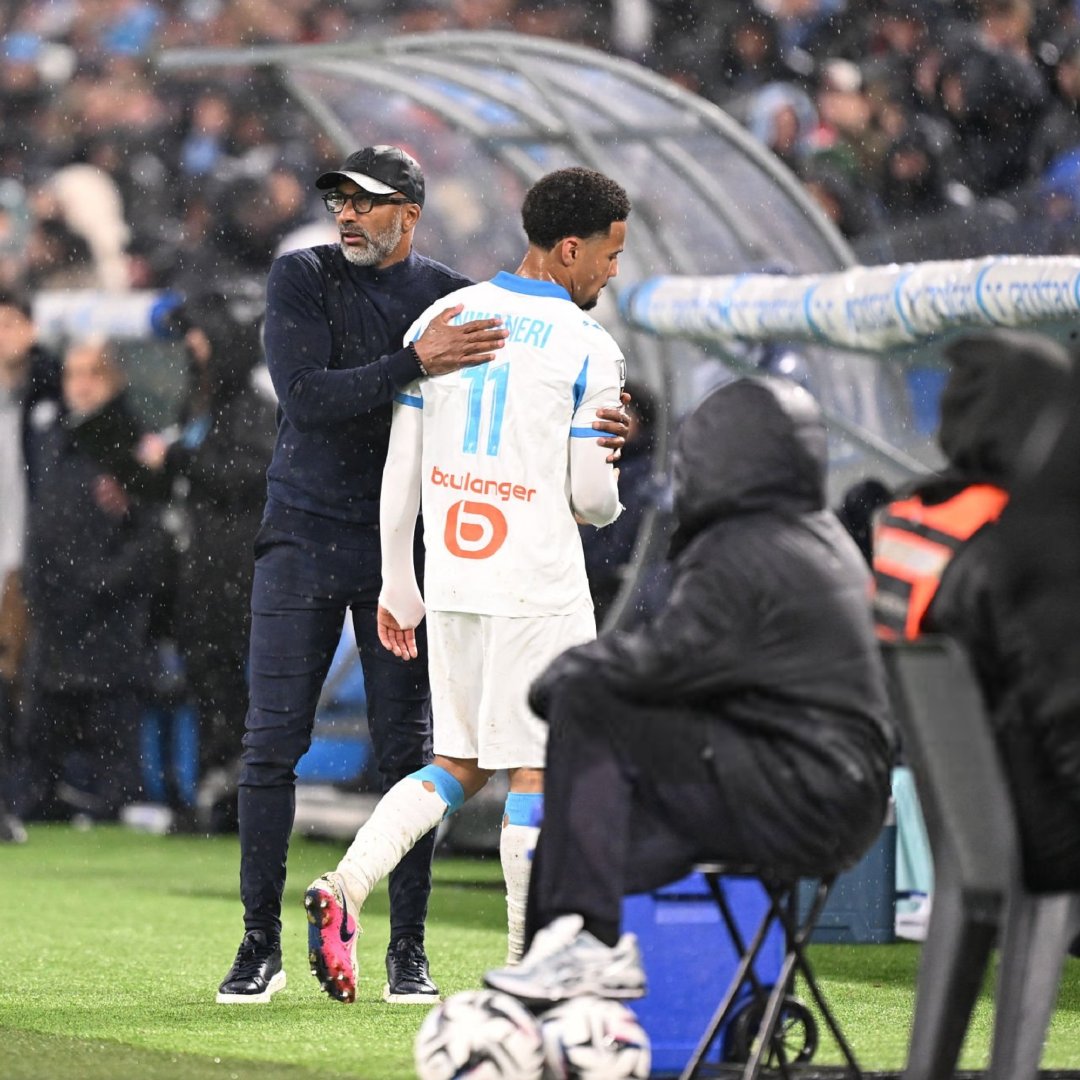 马赛主教练哈比卜·贝耶谈恩瓦内里能否顶替受伤的格林伍德首发：“他是一名极具天赋的