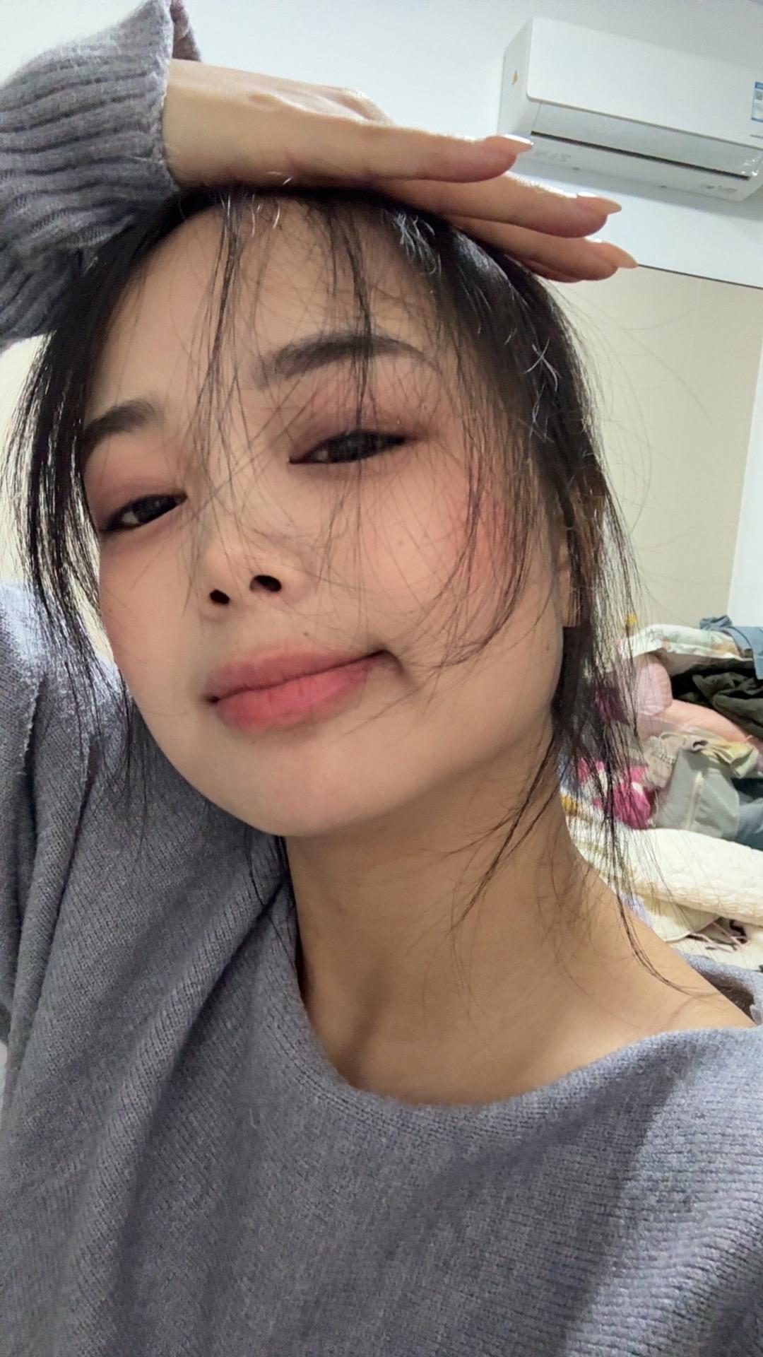 她的好 没有任何目的 所以冷漠起来也没有余地