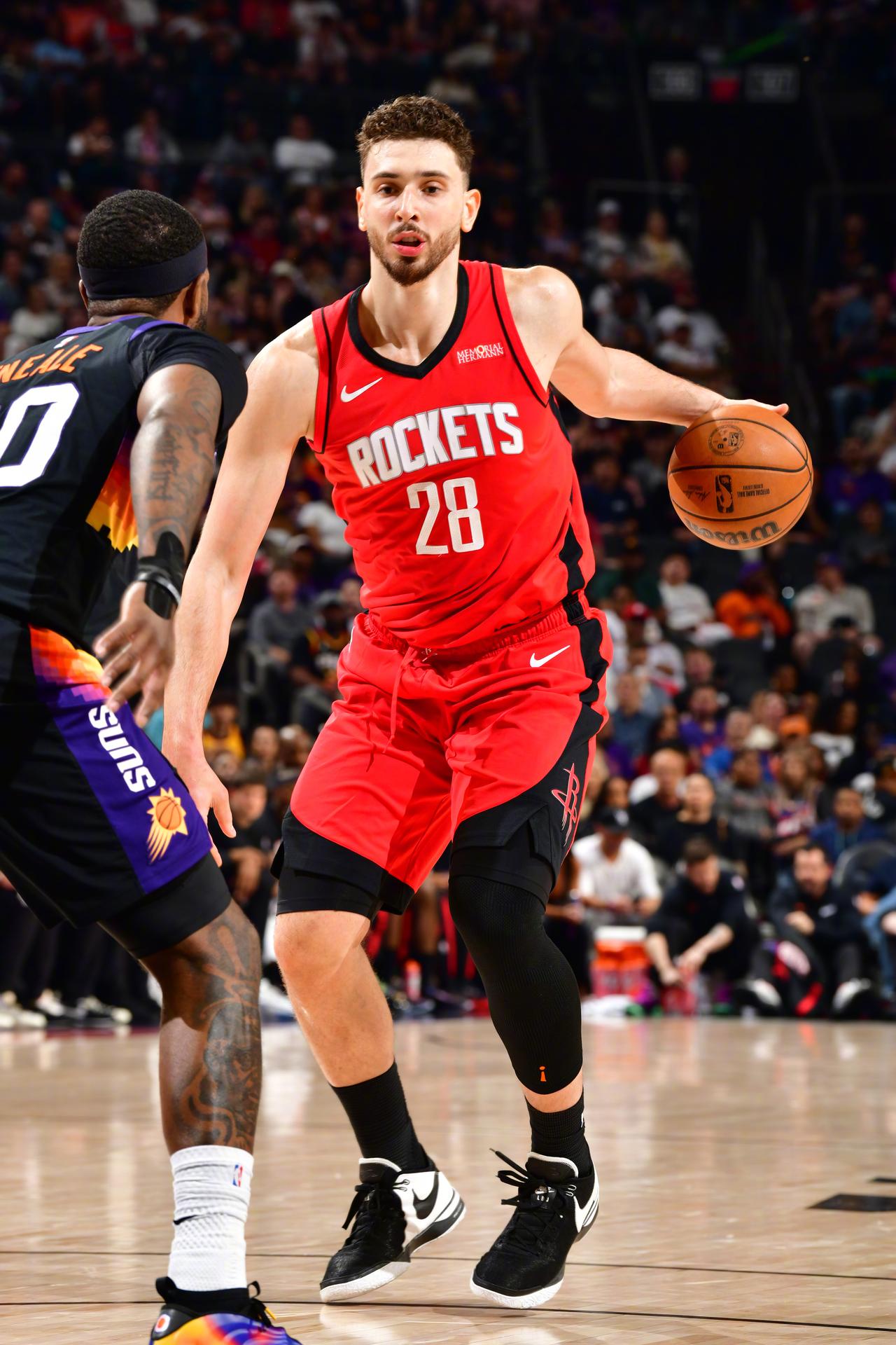 申京今天也算是“低开高走”了！
前面打的什么呀，好在第四节“将功补过”，进攻端能