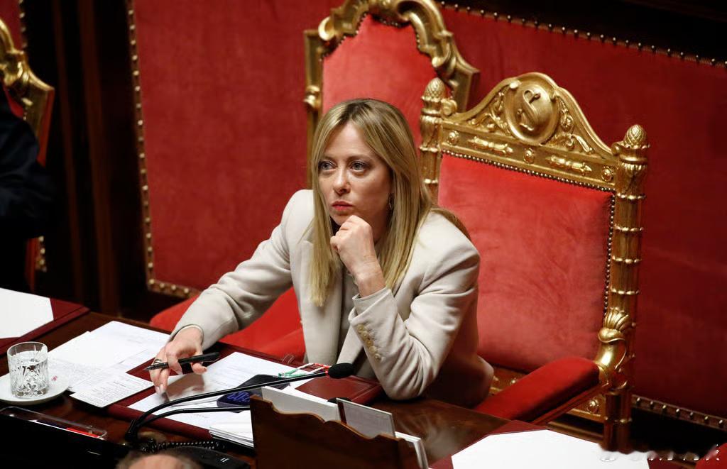 （政治报）周四，欧盟与南美洲南方共同市场集团的庞大贸易协定再次被推迟，因为熟悉的