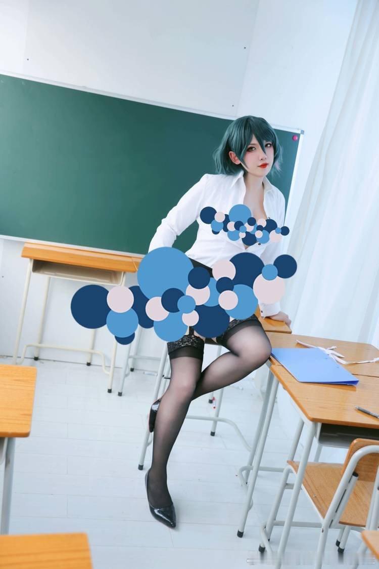 #cosplay[超话]# 隼隼子的环. 现在搞DOA的真的好少. 下个月三亚又