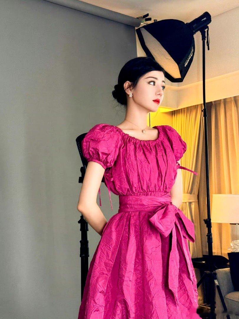 #迪丽热巴斜刘海盘发##迪丽热巴粉玫瑰#princess👑 ​​​