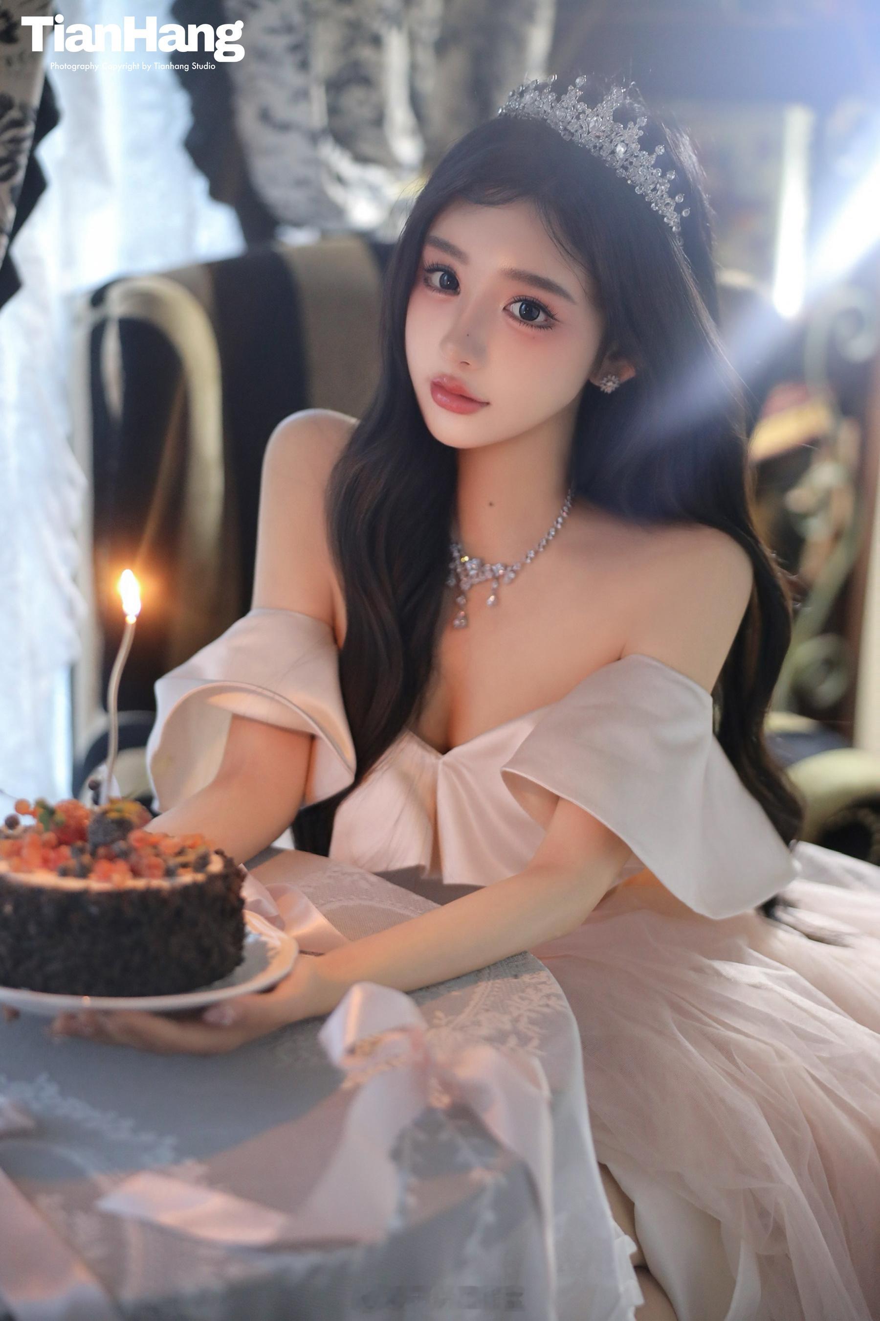 ✨ 🎂ʜᵅᵖᵖᵞ ʙⁱʳᵗᑋᵈᵃᵞ ♪♬在温柔光影里做自己的公主👑天航工作室