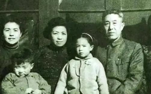 1977年恢复高考前夕，北京发生一桩命案，遇害女子是起义将领郑洞国的女儿郑安玉，