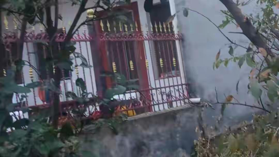 从屋檐滴水之争到灭门式追杀！浙江天台62岁男子行凶致1死1伤案择期宣判，被害人姐