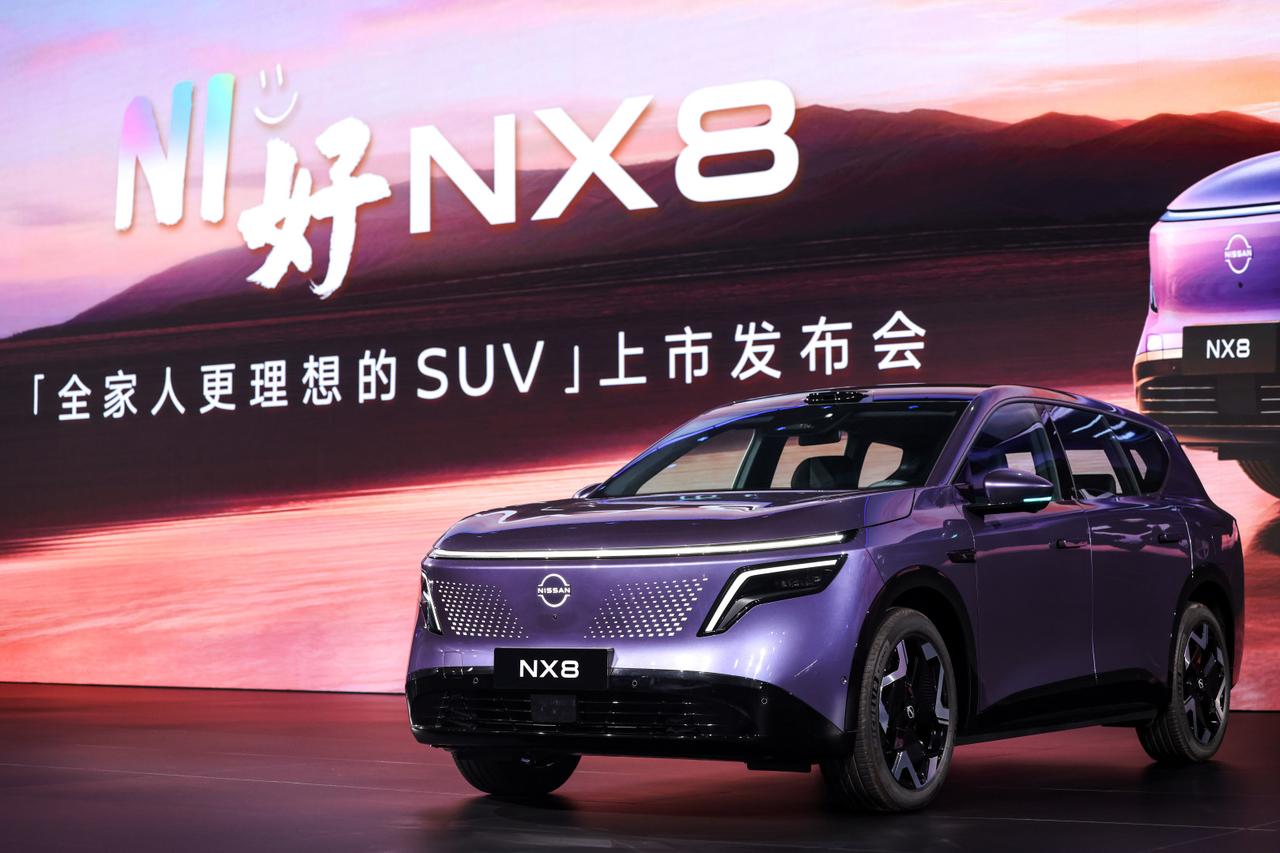 最近开东风日产NX8，越开越觉得平时代步太省心了。看易车直播测过这车，武汉到长沙