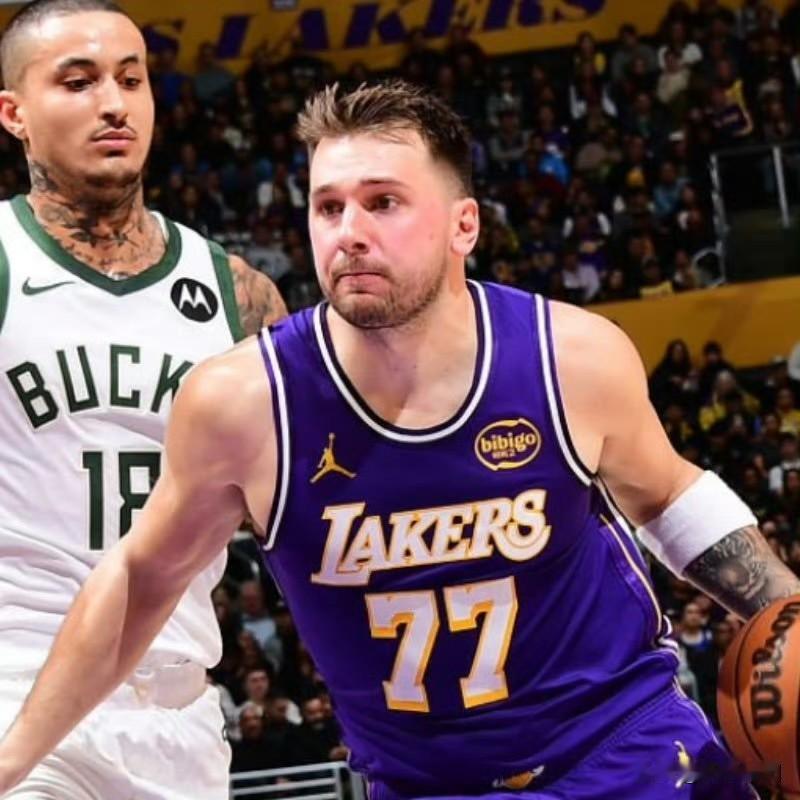 好消息：湖人没有遭遇溃败，本赛季第一次以个位数分差输球。

坏消息：湖人也没能赢