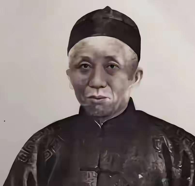 蒋介石这一生争议不断，从他父母和成长经历，或许能对他多些了解。
先说说他父亲蒋肇