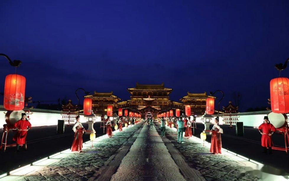 昨日，“行走河南，读懂中国”文化旅游季，暨第五届全球文旅创作者大会启动仪式在九洲