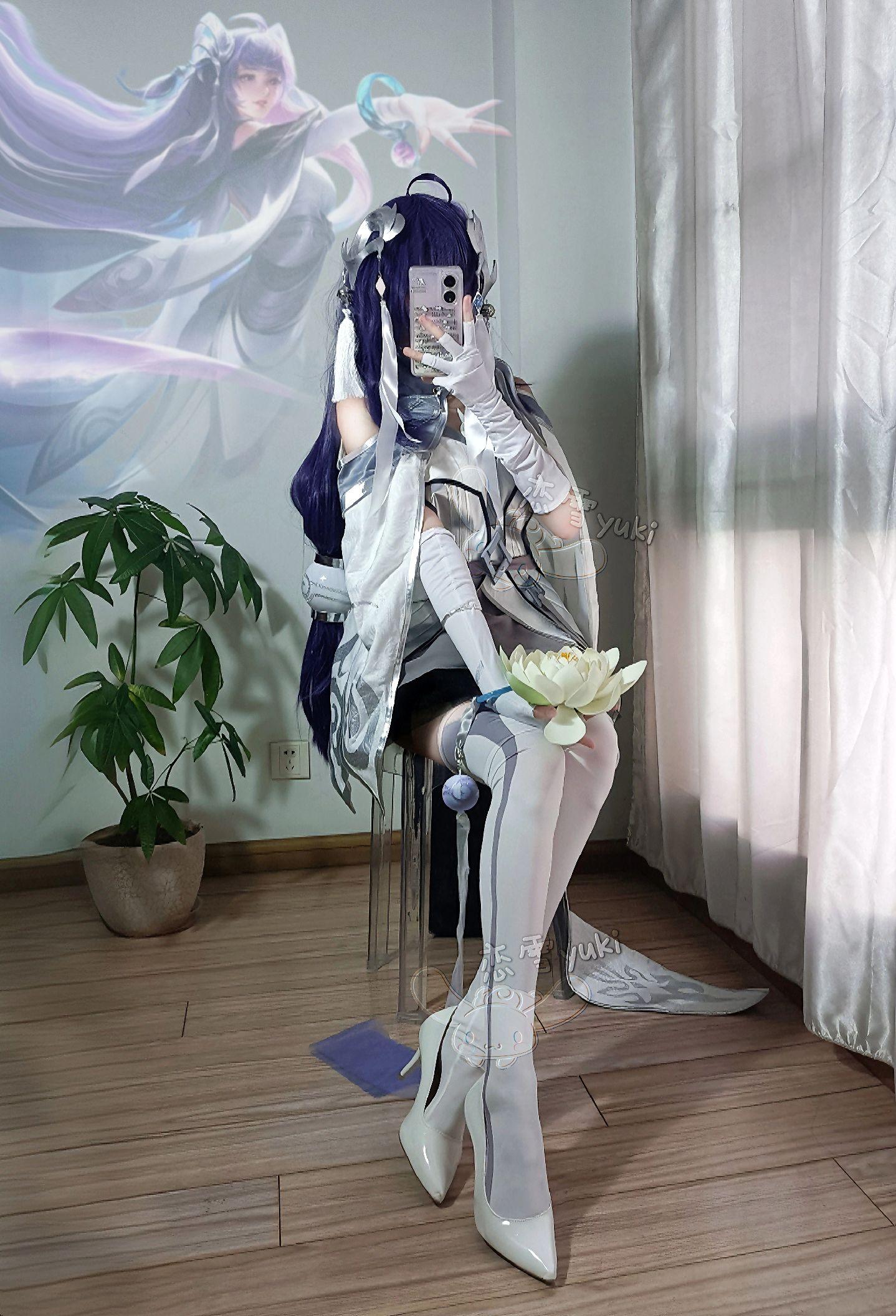 对面怎么用归墟梦演啊，我要坐起来和他打。西施cos