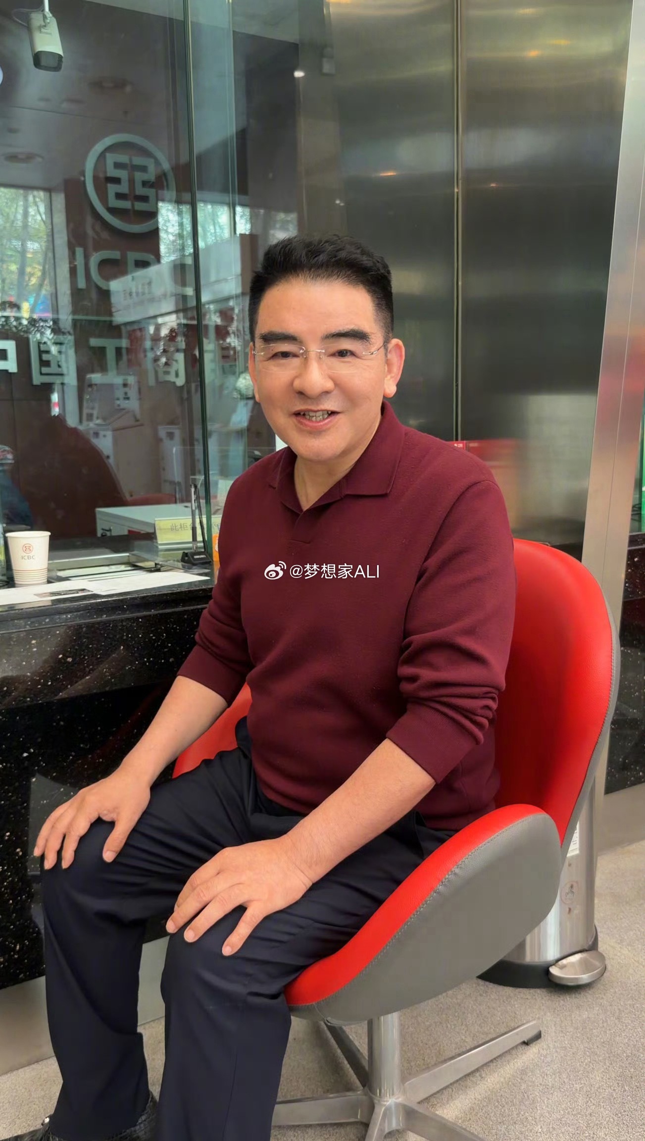 无论怎样，玩得起玩成了👍张雪➡️陈光标➡️嫣然陈光标捐给嫣然医院1000万 北