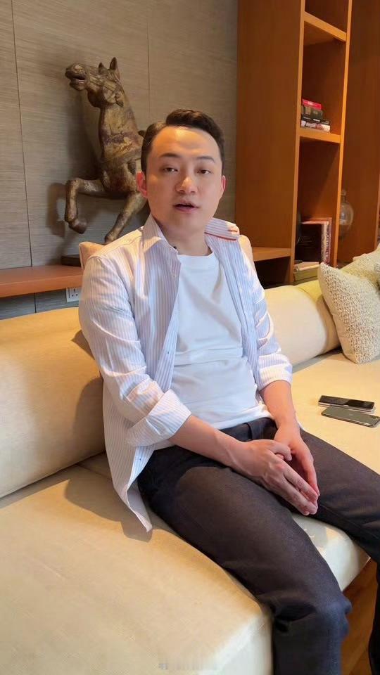 孙宇晨称景甜及其工作室至今没联系他【与景甜风波前，孙宇晨重仓资产被欧盟、英国制裁