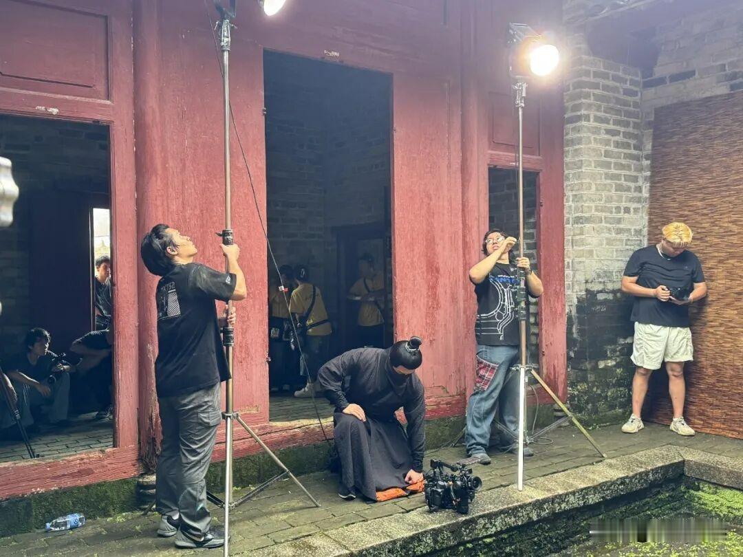 助力文旅兴市！清远首部历史武侠院线电影《大明瑶妃》，在连山圆满杀青！影片讲述全国
