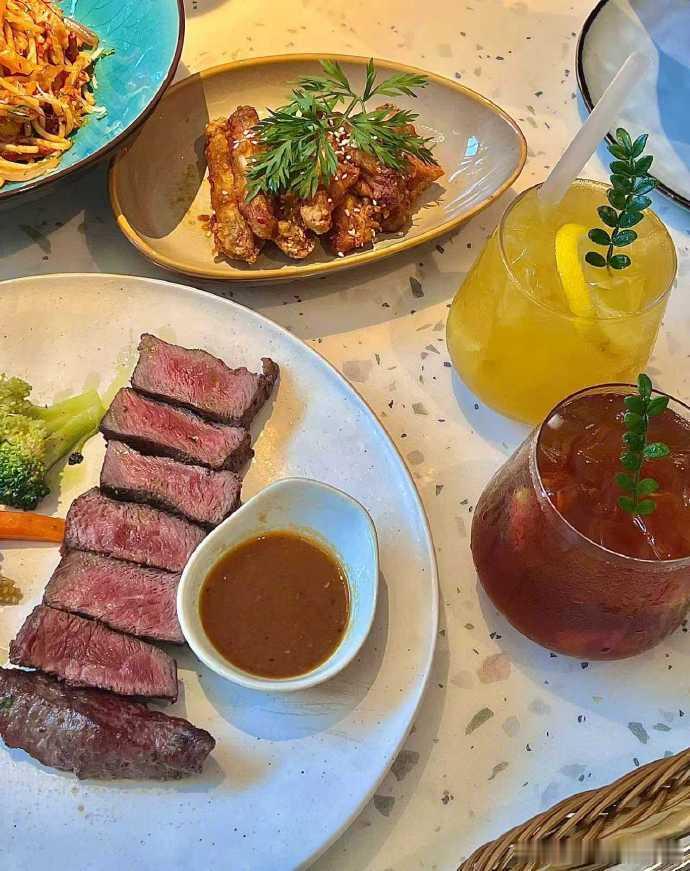 日子在慢慢向前 事情也会越来越好✨ 