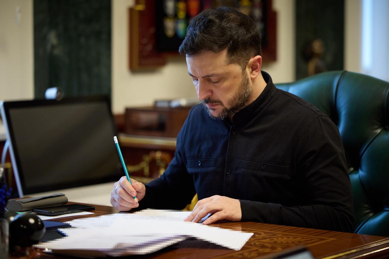 🚨乌克兰在联合国强硬发声：绝不交出领土、绝不被迫中立、绝不接受“俄罗斯条件”的