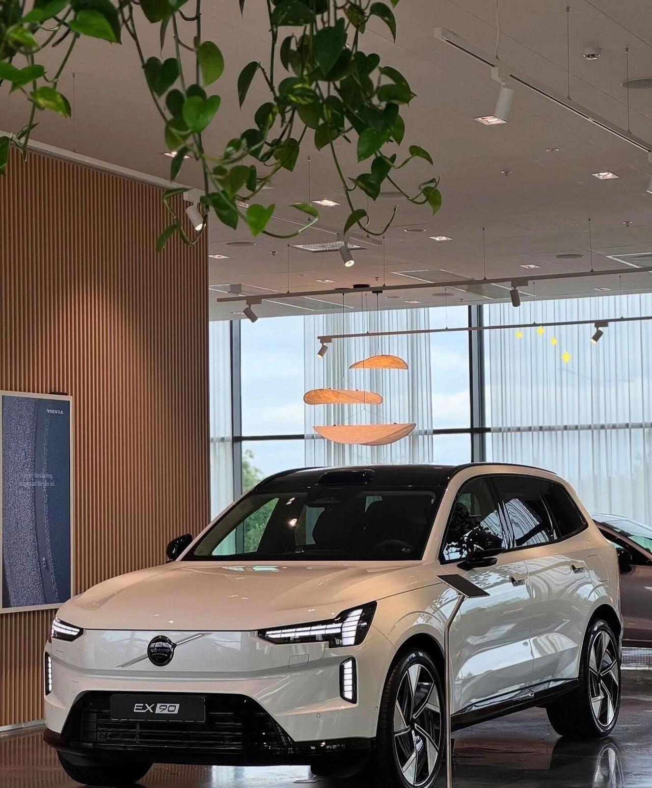 沃尔沃EX90：把安全与豪华，刻进纯电基因作为品牌旗舰纯电SUV，它不止是颜值与