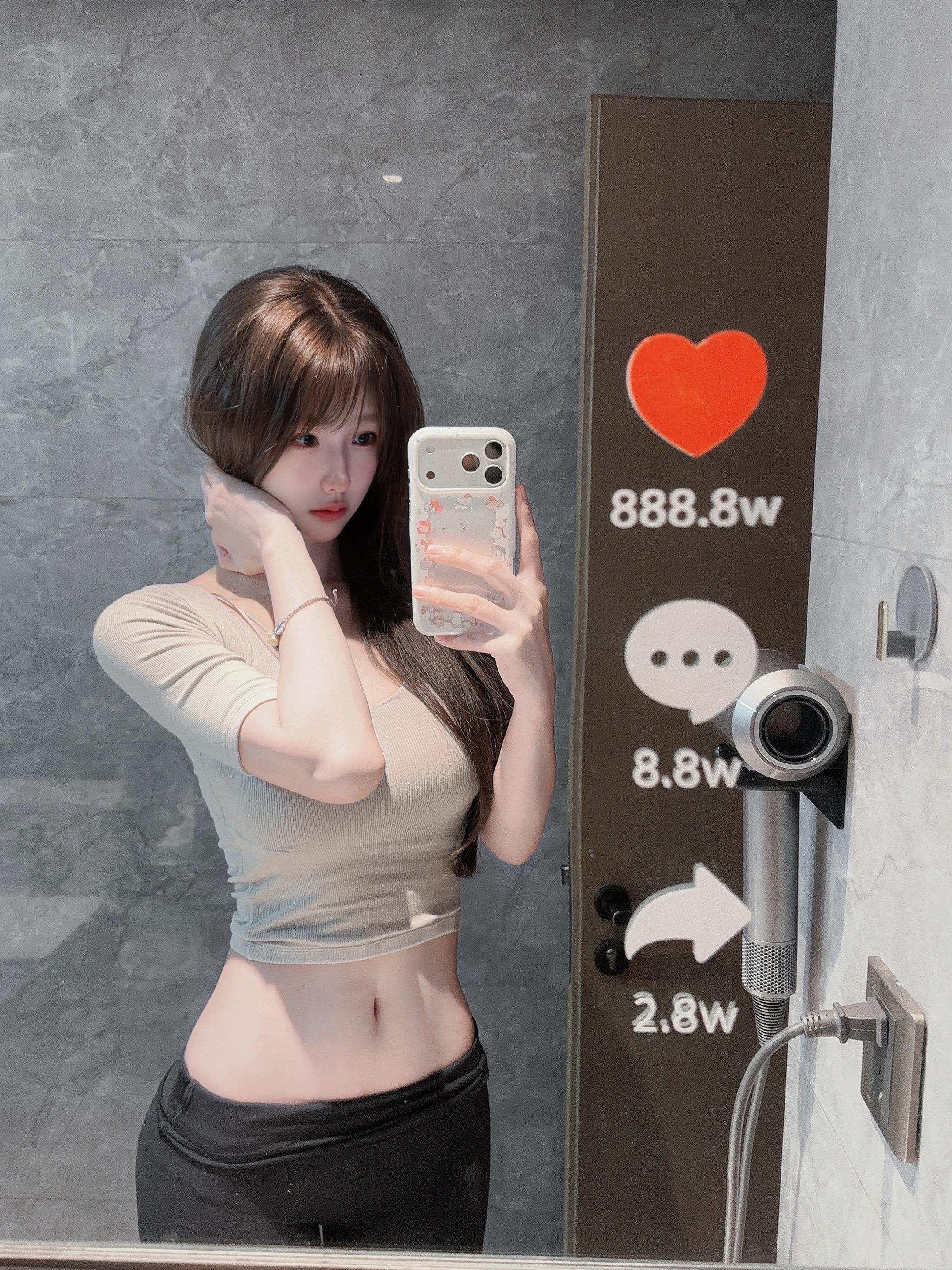 爱上了一个男粉 这条作品只回复他一个人