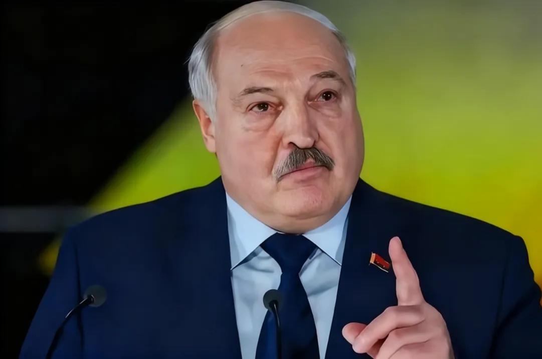 果然被我猜中了！

白俄罗斯开始反击了！11月7日，白俄罗斯已立法禁止波兰、立陶