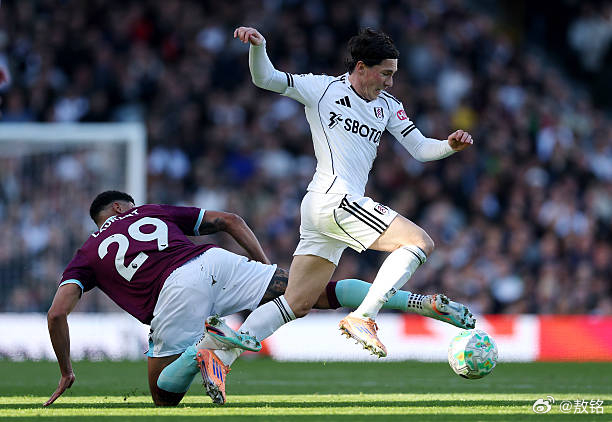 富勒姆vs伯恩利 布莱顿在联赛第八的位置屁股还没坐热，这会儿富勒姆逆转了富勒姆，