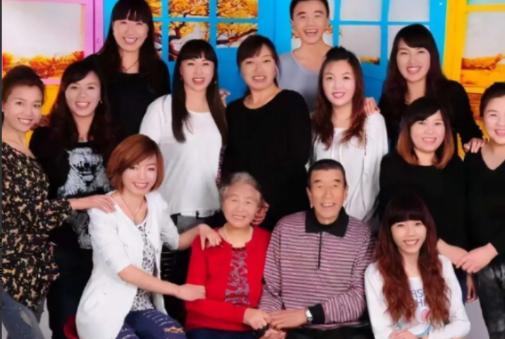 即使是到了21世纪，某些地区重男轻女的现象还是非常严重！11胎全是女儿，丈夫眼看