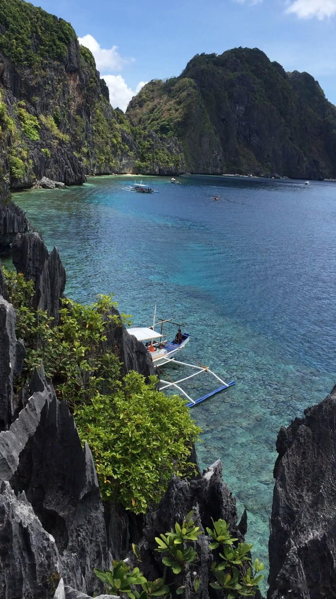 说实话菲律宾这届组织者不咋地，明明可以和我国交好。
共同开发海域，非得和金毛穿一