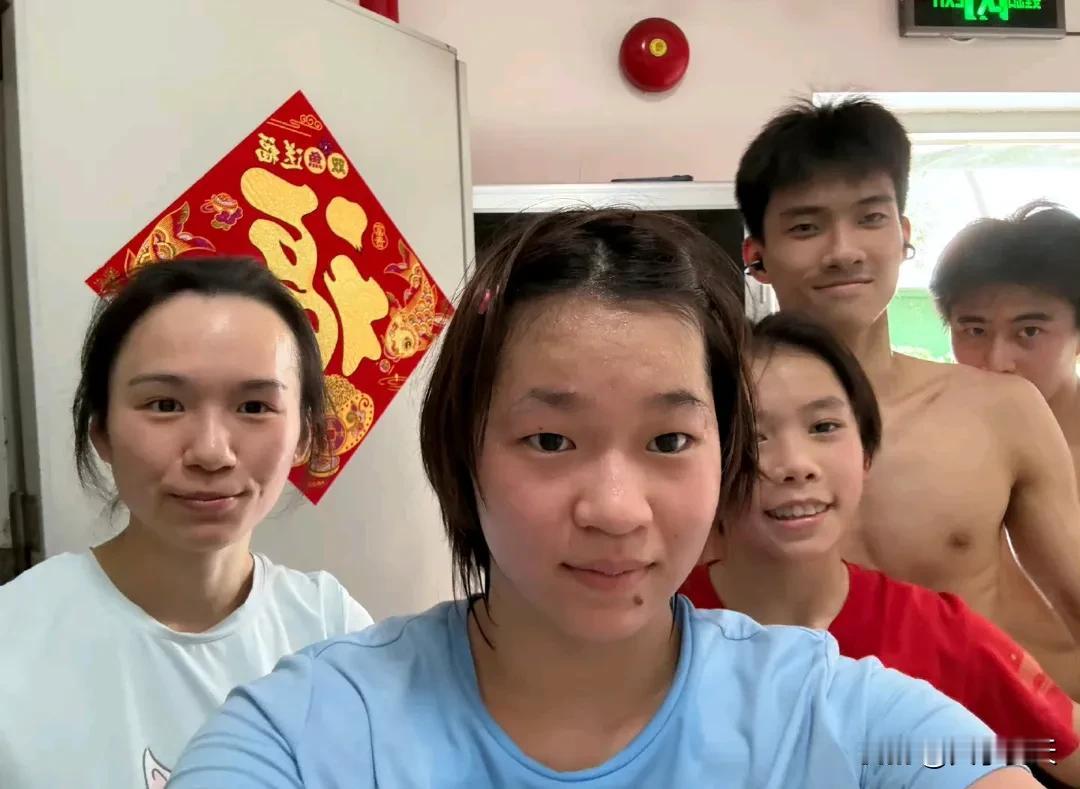 全红婵练瘦了，看的出来下了苦功夫，加油期待你的归来