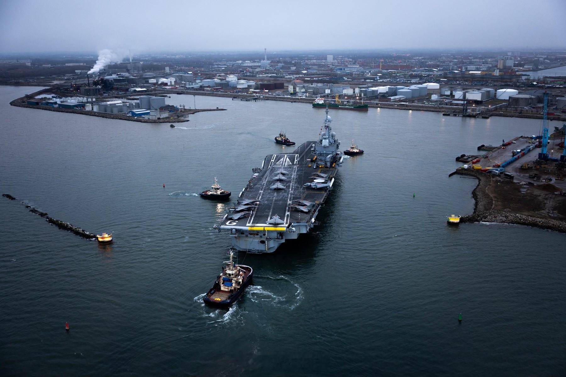 全球武器装备盘点每天认识一件兵器烽火问鼎计划 法国海军“戴高乐”号航空母舰（舷号