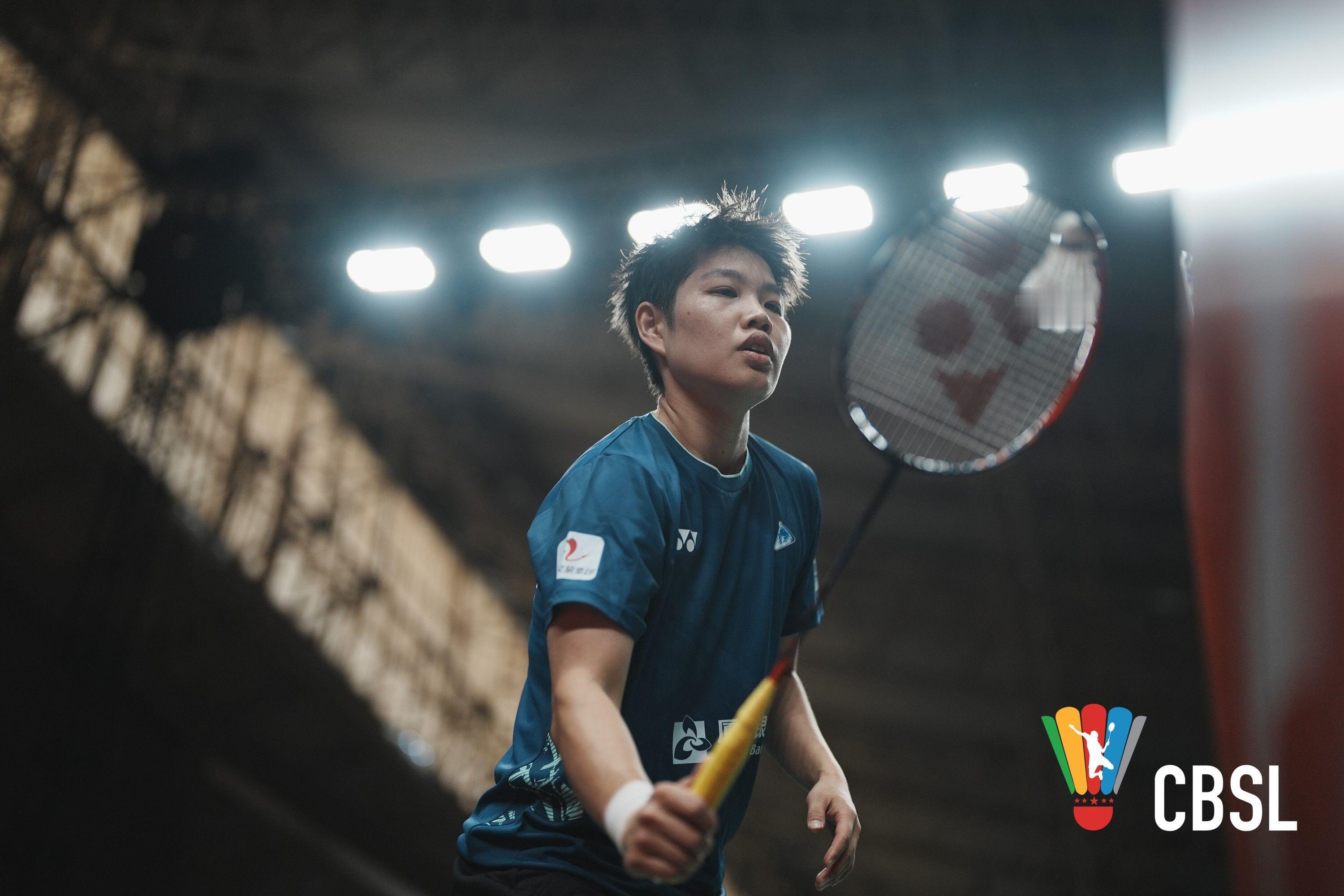 今天的图，好久不见的混双，很新鲜的衣服 