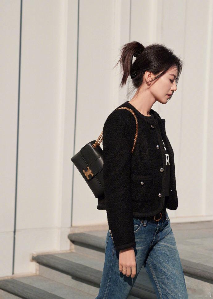 #高圆圆小香外套#今日份高圆圆OOTD来啦~小香外套➕冬日甜橙妆一整个把我美住的