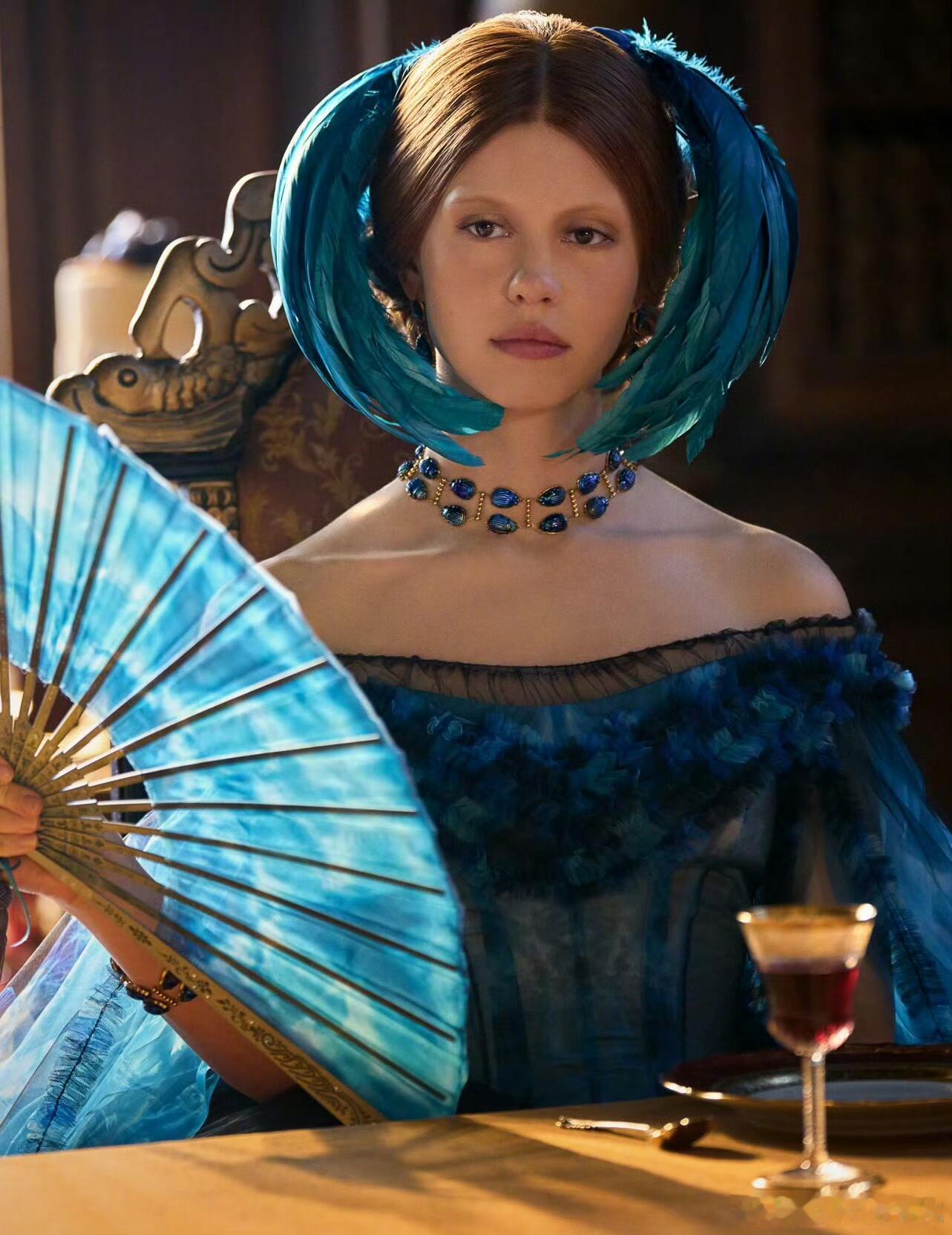 电影《弗兰肯斯坦》拿到奥斯卡最佳服装设计奖，凯特·霍利服装团队做的一些角色造型。