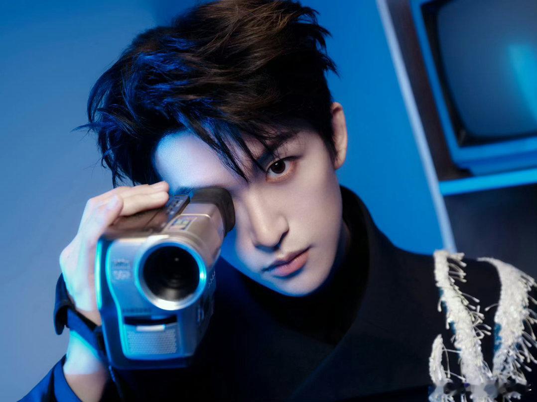 黄子弘凡27岁第一面立刻见一起迎接更灿烂的27岁!!宝宝