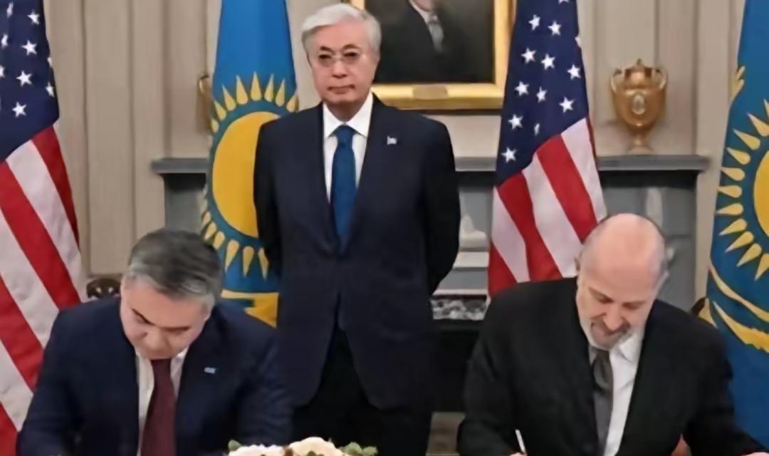 哈萨克斯坦2000万吨稀土转卖美日，中国出口新规一出，哈方措手不及 