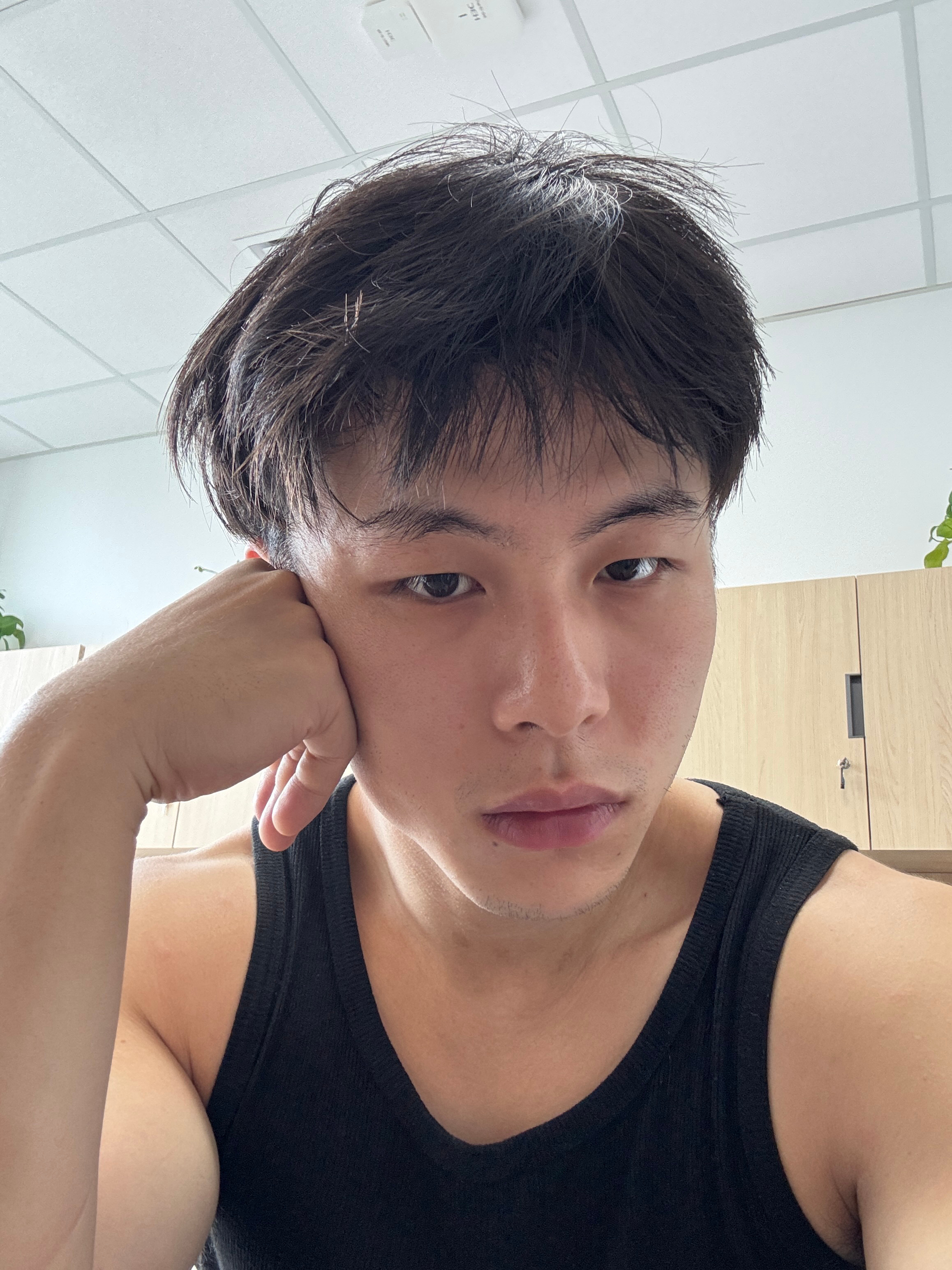 我妈给我寄粽子然后顺带给了我我小时候用的剪刀 