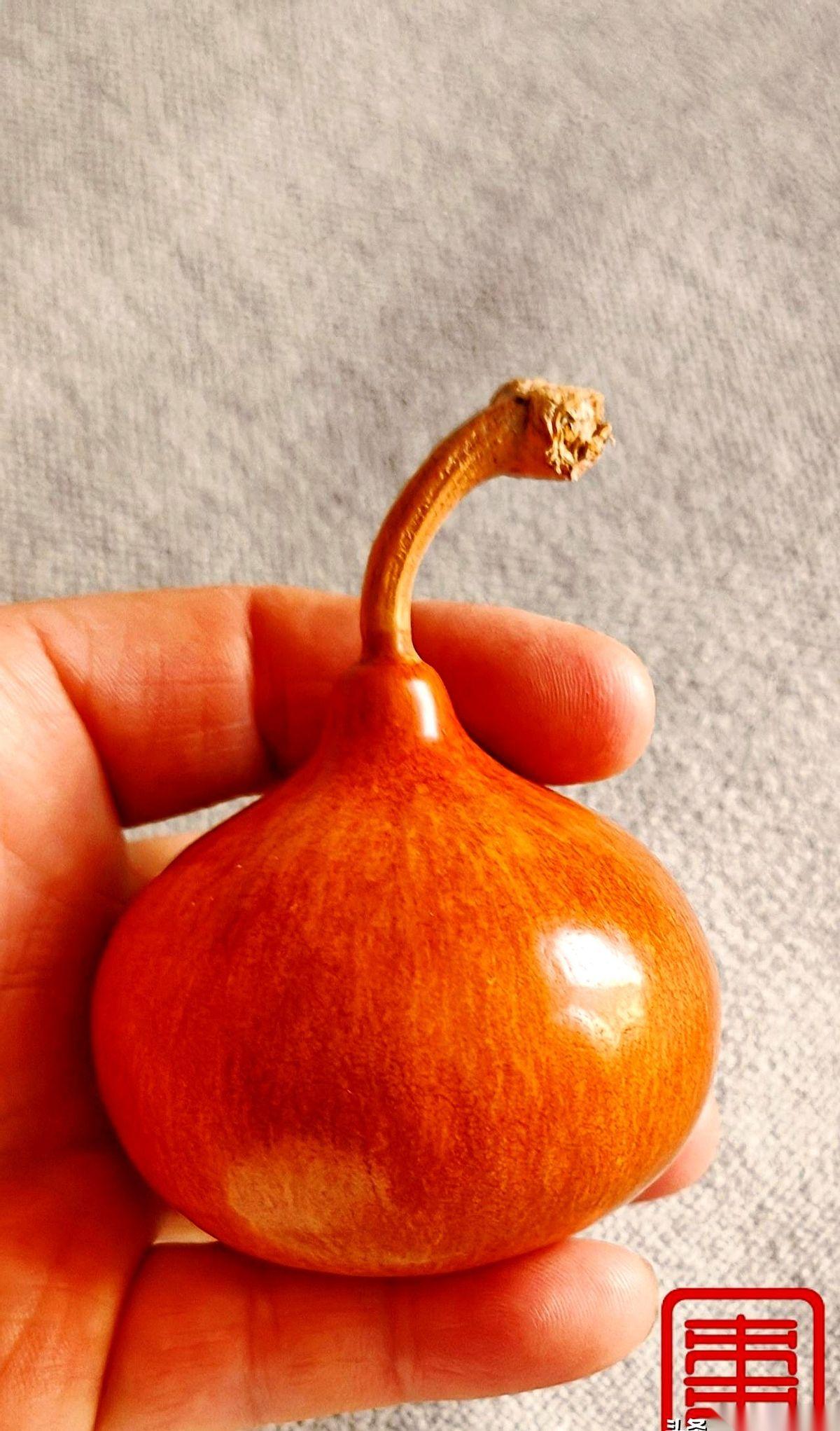 真能把选择困难症给逼死。
你说，这葫芦的龙头，到底是留，还是不留？
前两天从一老