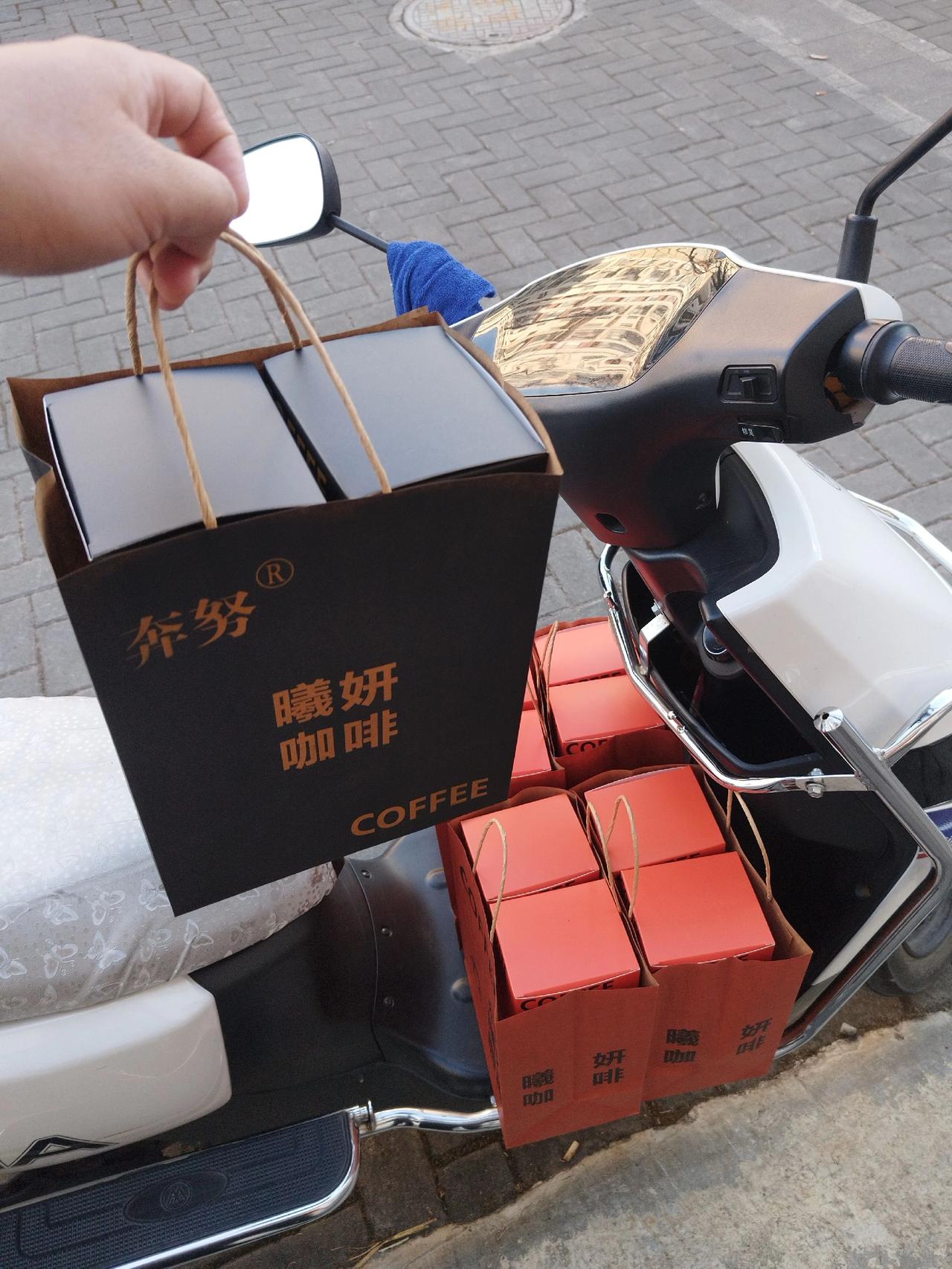 一张照片说明你的专业