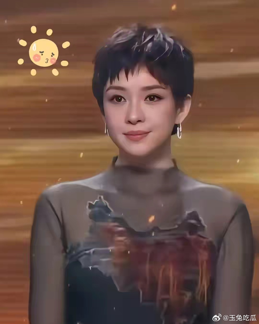 章子怡现在的心情一定非常复杂，她一定想不明白，霍启仁的新媳妇快30岁了而且还是泰
