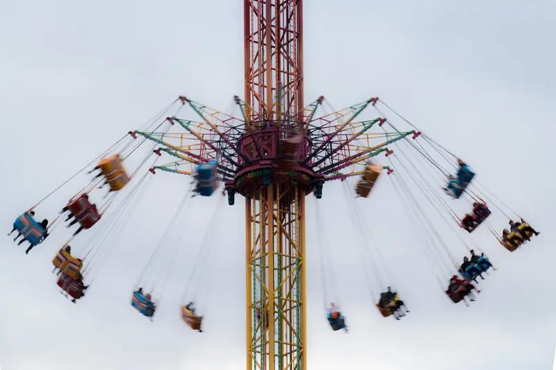 世界上真有“公平”吗？这还真不好说。有人觉得有另一种公平，像时间，一天24小时对