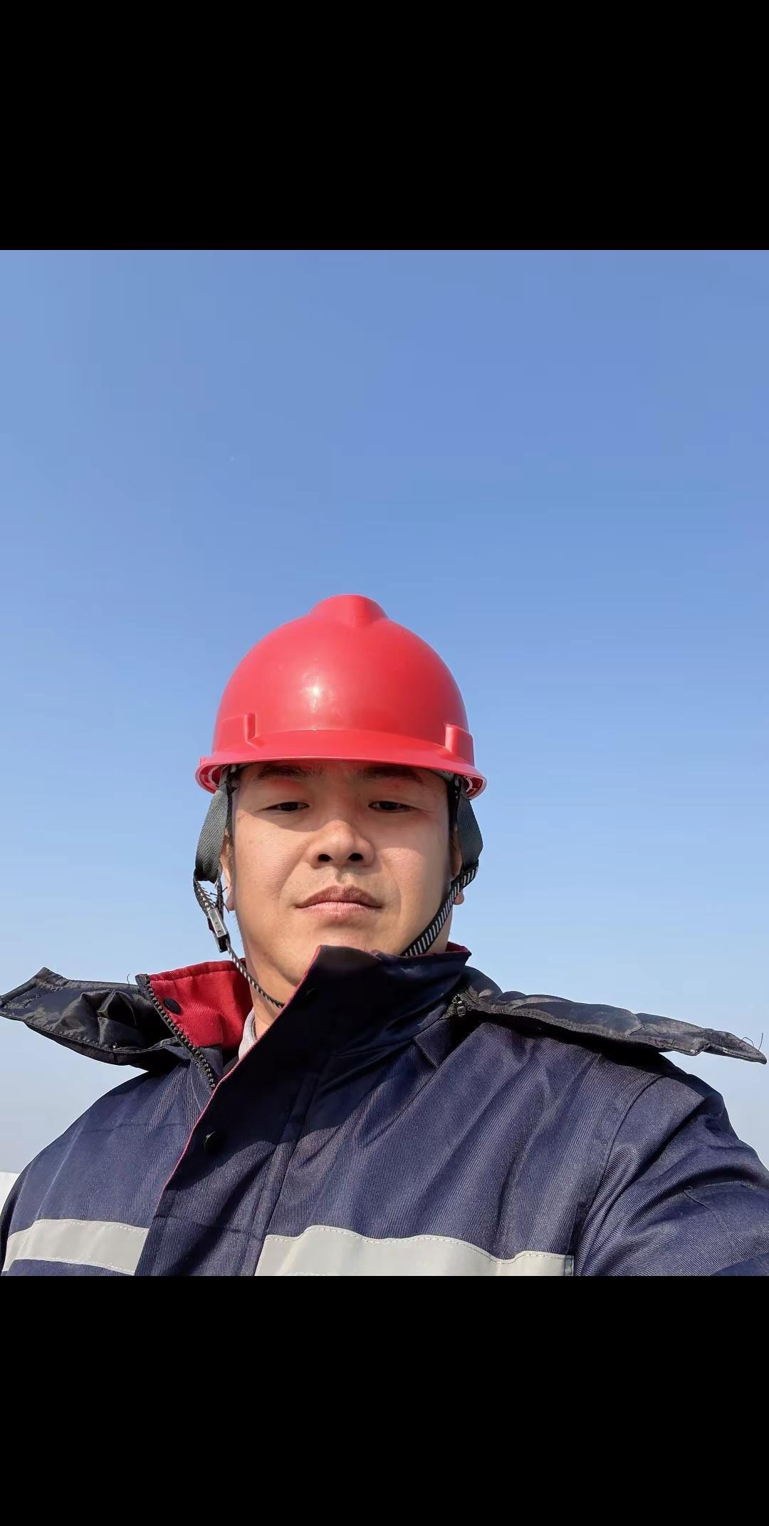 努力向前，守住初心。