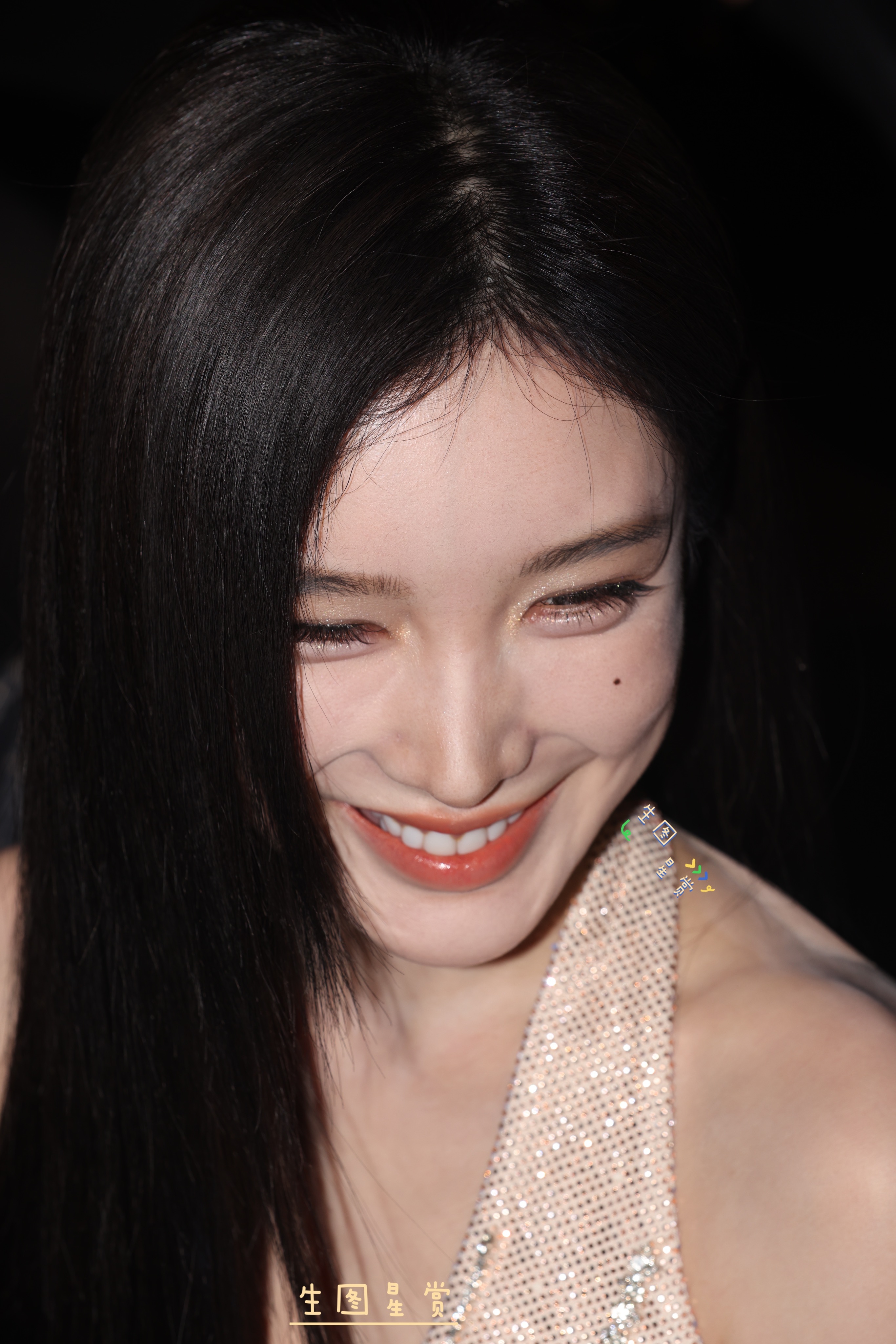 戴燕妮 宋昕冉 胡晓慧× 上海时装周寻找秀场上的美💃🏻 ​​​