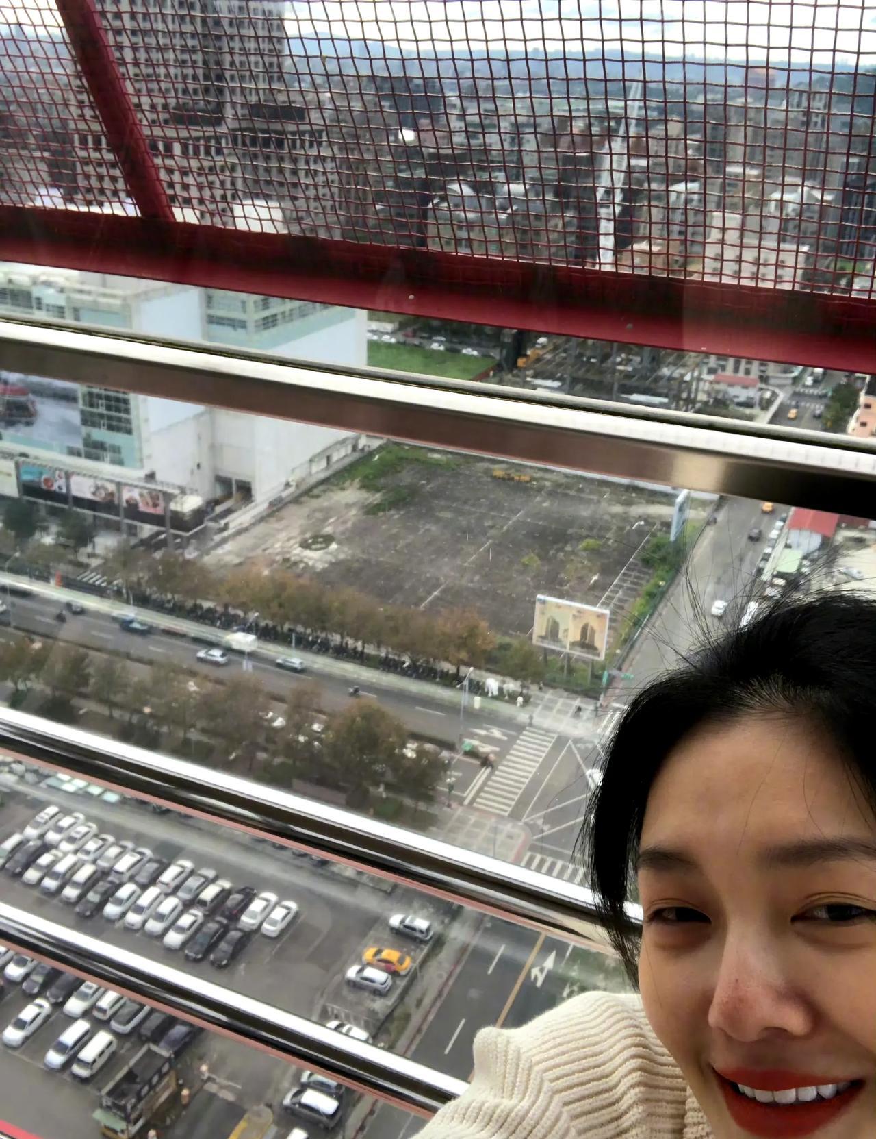 那个被你骂过“作精”的大S，藏了十年的秘密今天炸了：匿名捐2000万，孤儿院不敢