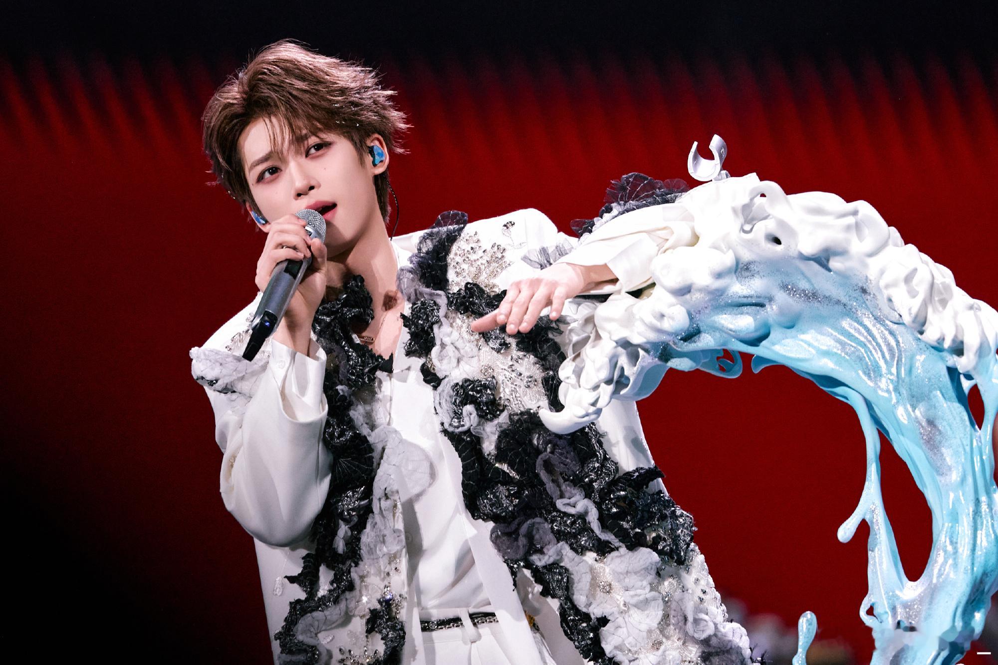 梓渝 🔮梓渝游点意思2026巡回演唱会 “爱从来不是博弈 是坚定 是坦诚相待 