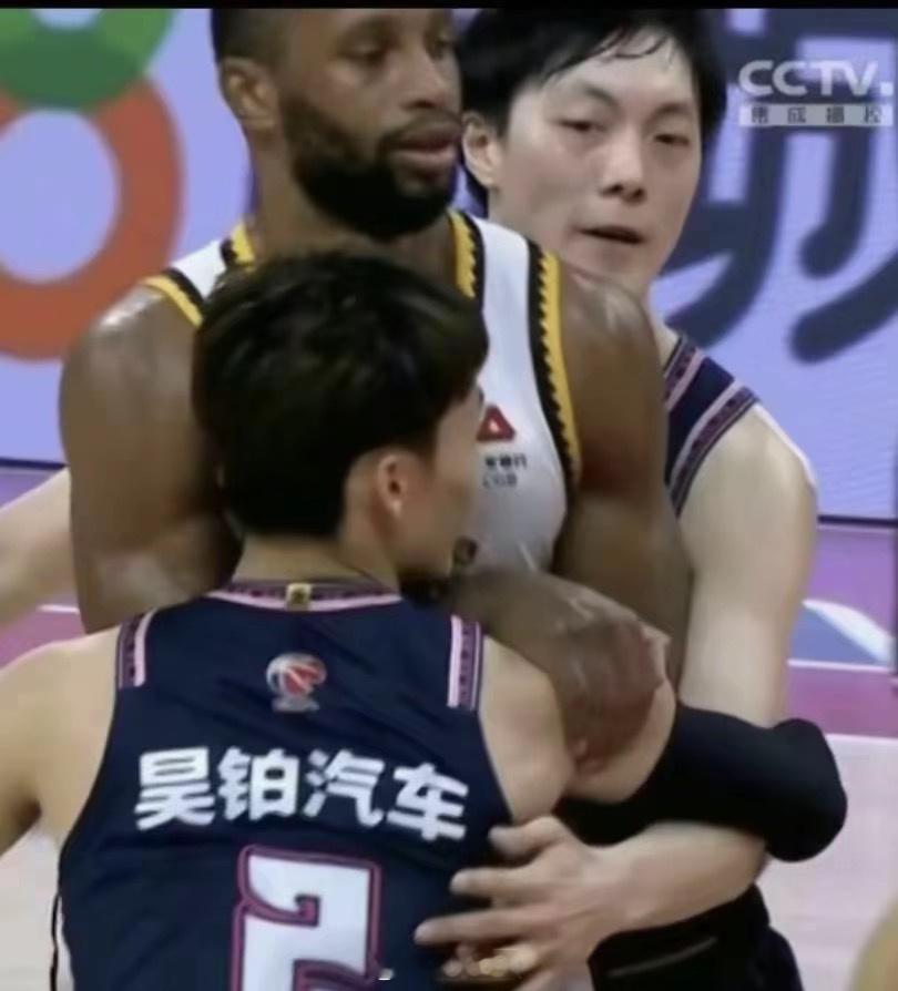 学了一个新梗利奥利[打call]#辽宁篮球[超话]##弗格FMVP##辽宁篮球#