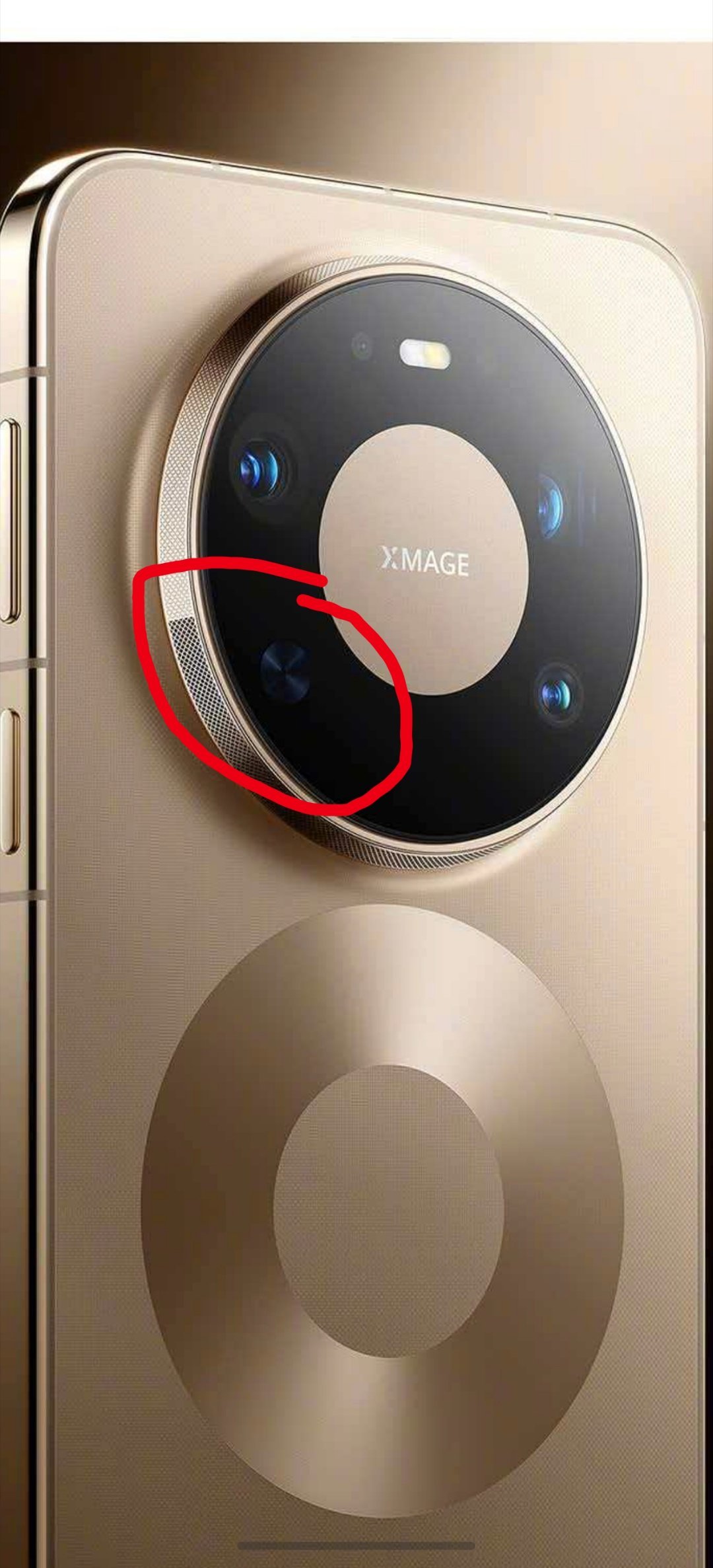 华为Mate80风驰版或将内置风扇看看边上是不是出风口，看来新机上风扇了。华为M