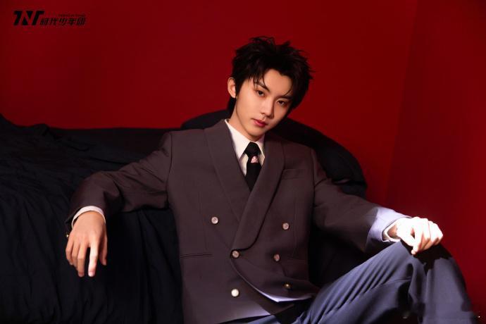 时代少年团卧室一隅连接未来  时代少年团卧室一隅连接未来，解锁花絮图！！！一举一