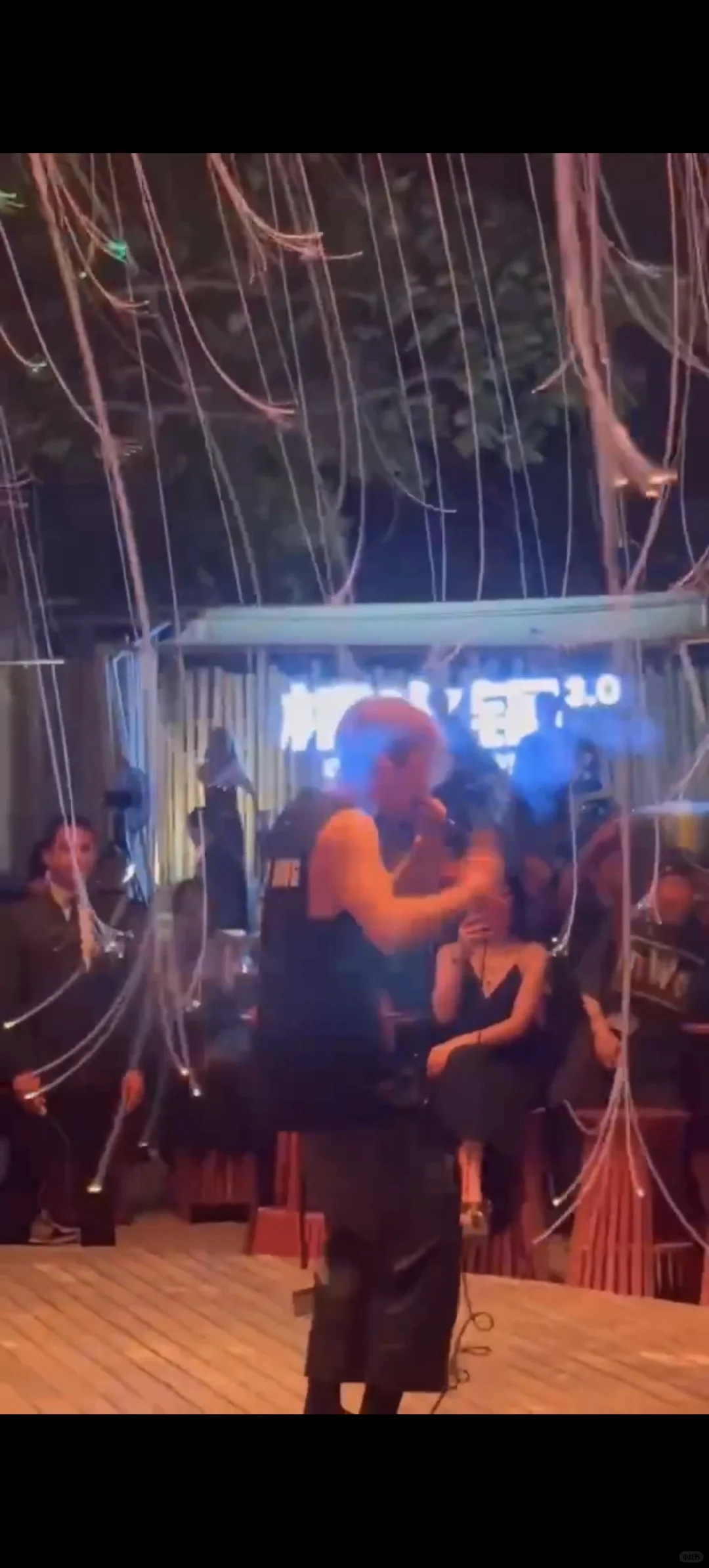 王嘉尔爱吃的楠火锅！我也要！！