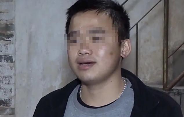 2004年，广东一7岁男孩被人拐卖，13年后，他在云南的一家大排档吃生蚝时，突然