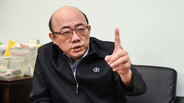 郭正亮把窗户纸彻底捅破了！他坦言大陆借着日本、菲律宾挑衅不断推进台湾东部海域巡航