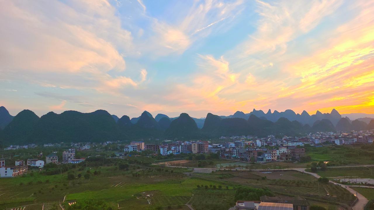中国摄影圈家乡美：落日余晖中的白沙镇