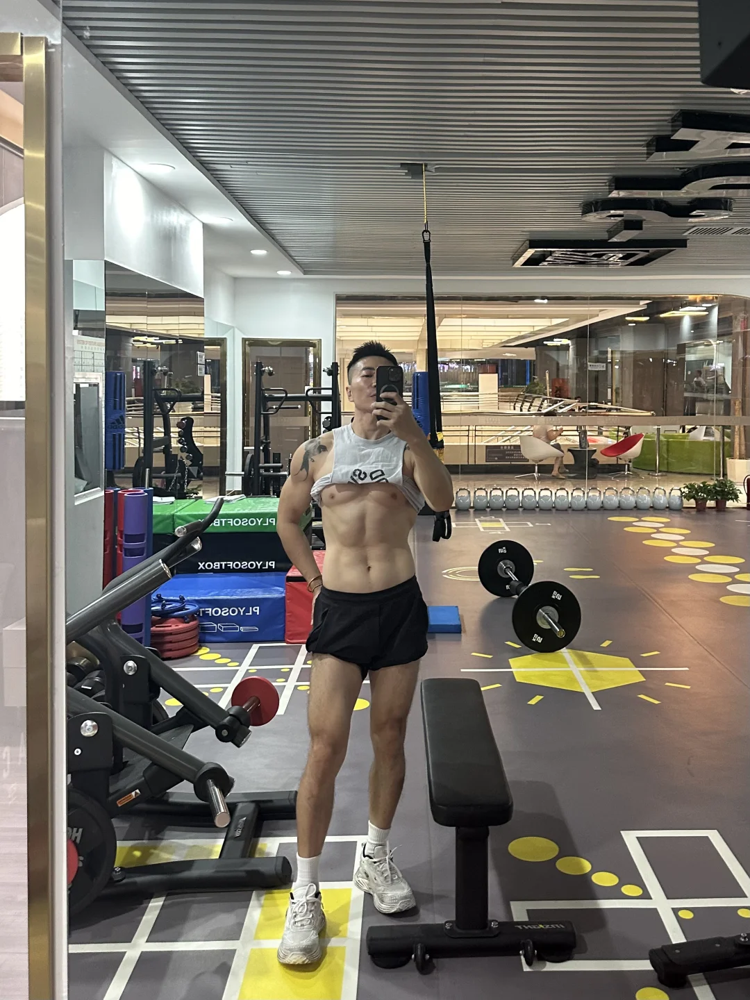 没人疼就去健身，练完浑身疼